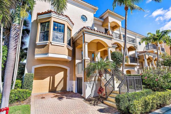 Casa Del Sol Of Tequesta, 501 Del Sol Cir, Tequesta, Florida 33469, image 1