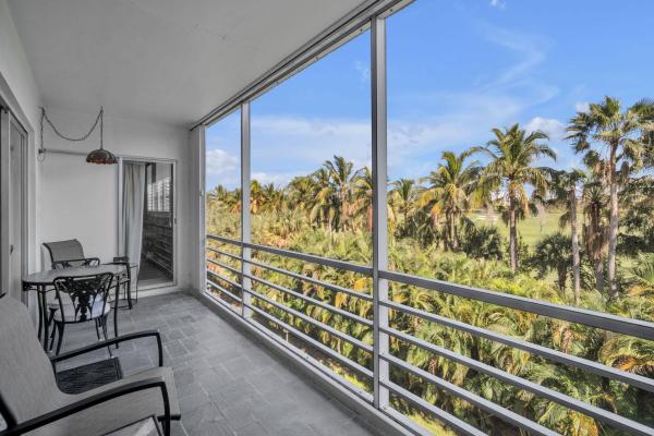 Fairways, 500 NE 14th Ave #403, Hallandale Beach, Florida 33009, image 1