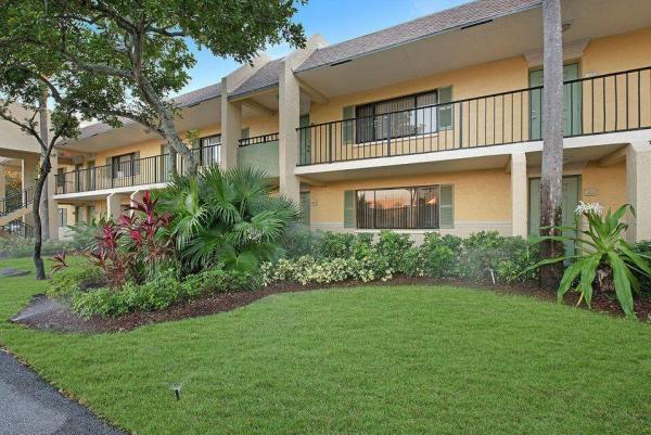 Meadows On The Green, 707 Meadows Cir, Boynton Beach, Florida 33436, image 1
