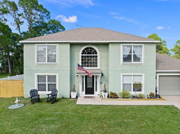 Riverview, 817 SE Damask Ave, Port St. Lucie, Florida 34983, image 2