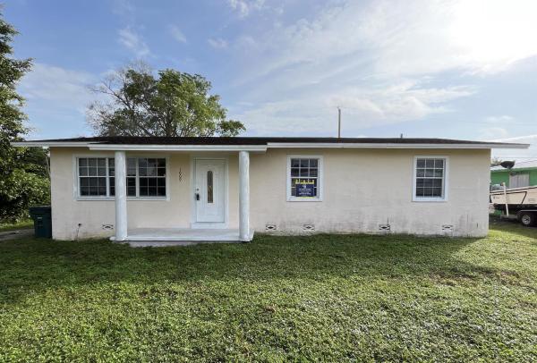 Sugarland Heights, 1009 NE 24th St, Belle Glade, Florida 33430, image 1