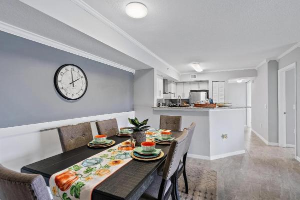 Emerald Isle At Laguna Lakes, 4240 San Marino Blvd #102, West Palm Beach, Florida 33409, image 1