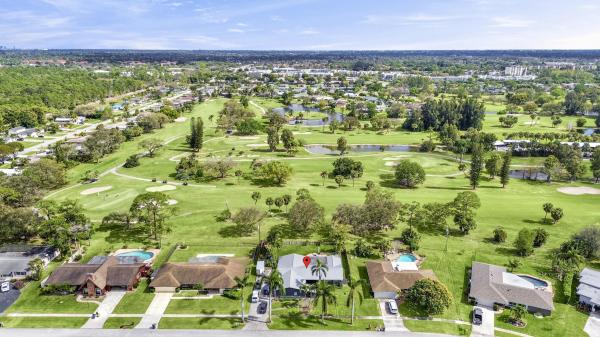 Palm Beach National Golf & Country Club Estates, 3164 Medinah Cir E, Lake Worth, Florida 33467, image 1