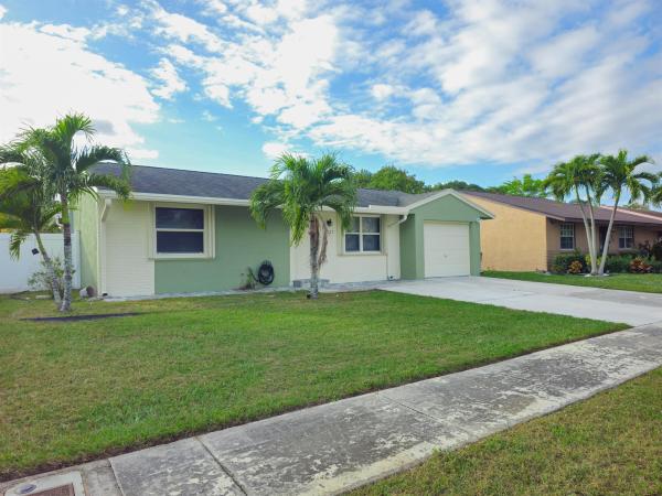 Palm Beach Villas, 4327 Appian Way, Greenacres, Florida 33463, image 1