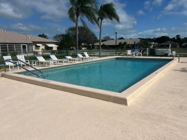 The Grove, 514 Ponderosa Dr #32, Fort Pierce, Florida 34982, image 1