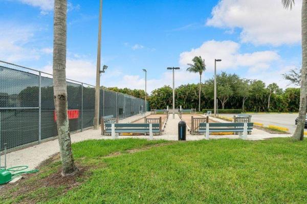 Saxony At Kings Point, 285 Saxony F, Delray Beach, Florida 33446, image 2