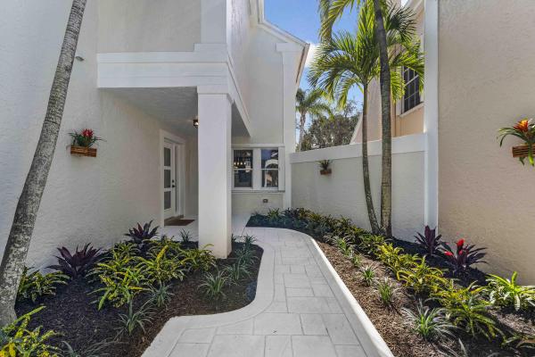 Barclay Club, 13 Blenheim Ct, Palm Beach Gardens, Florida 33418, image 1