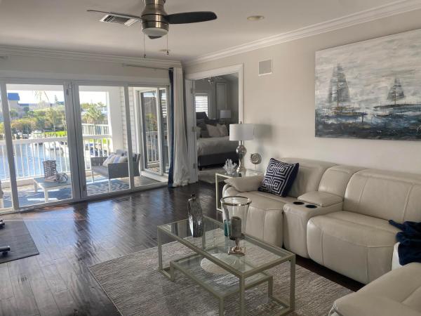 Tropic Isle, 910 Jasmine Dr, Delray Beach, Florida 33483, image 2