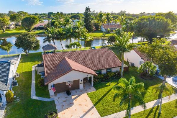 Timbers Of Boca, 21267 Hazelwood Ln, Boca Raton, Florida 33428, image 2