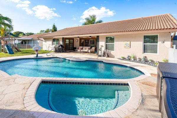 Timbers Of Boca, 21267 Hazelwood Ln, Boca Raton, Florida 33428, image 1