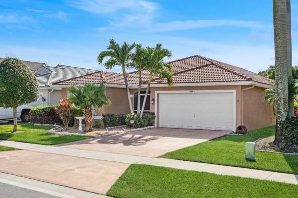 Barton Creek Village, 6280 Barton Creek Cir, Lake Worth Beach, Florida 33463, image 1