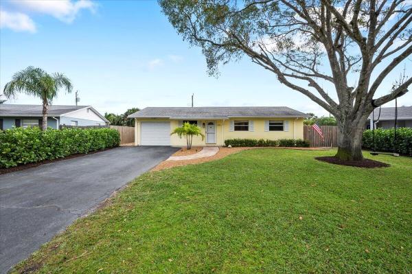 Eastview Manor, 409 Reo Dr, Jupiter, Florida 33458, image 1