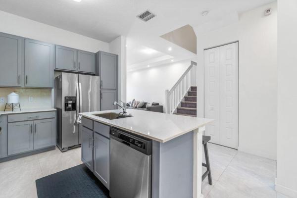 Greyson, 1120 Pioneer Way, Royal Palm Beach, Florida 33411, image 2