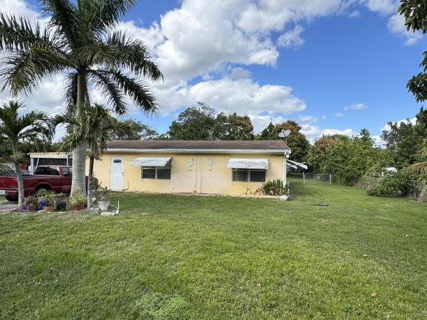 Manila Park, 4059 Luzon Ave, Lake Worth Beach, Florida 33461, image 1