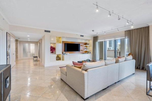 200 East Palmetto Park, 200 E Palmetto Park Rd #401, Boca Raton, Florida 33432, image 1