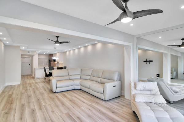 Ports O'Call, 28 Yacht Club Dr #106, North Palm Beach, Florida 33408, image 1