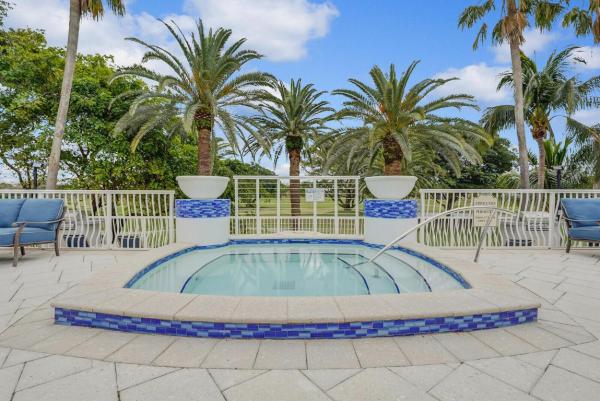 Townsend Place, 500 SE Mizner Blvd #A103, Boca Raton, Florida 33432, image 1