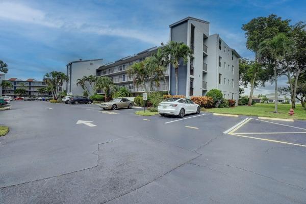 Deauville Village, 14723 Cumberland Dr #406, Delray Beach, Florida 33446, image 1