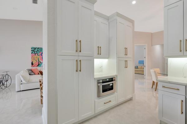 Cambridge At Wycliffe, 4614 Carlton Golf Dr, Lake Worth, Florida 33449, image 2