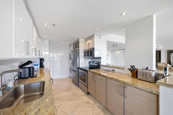 Porta Bella East, 899 Jeffery St #6110, Boca Raton, Florida 33487, image 2