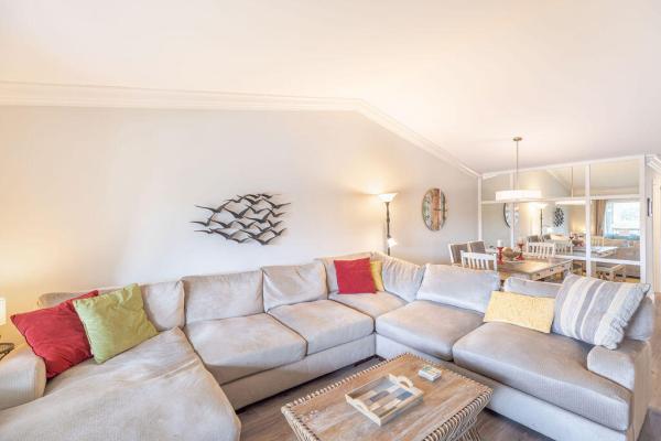 Pembridge At Lakes Of Delray, 15301 Pembridge Ave #70, Delray Beach, Florida 33484, image 1