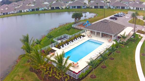 Avalon Crossing, 519 Cherimoya St, Fort Pierce, Florida 34981, image 2