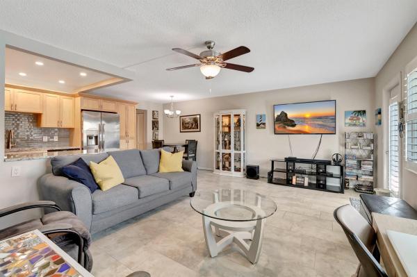 Oakridge, 8 Oakridge B, Deerfield Beach, Florida 33442, image 1
