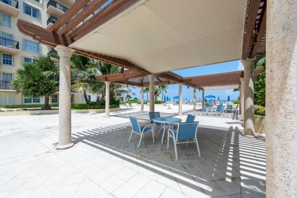 La Bonne Vie, 3475 S Ocean Blvd #4090, Palm Beach, Florida 33480, image 2