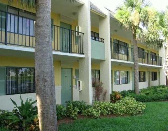 Meadows On The Green, 1622 Meadows Cir, Boynton Beach, Florida 33436, image 1