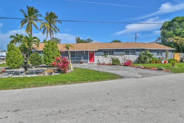 Mangonia Hills, 5700 Candlewood St, Mangonia Park, Florida 33407, image 1