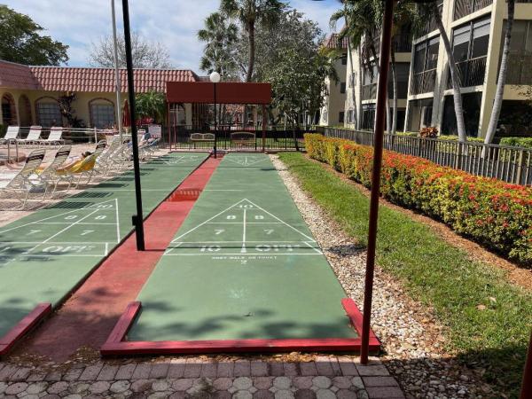 Barcelona North, 257 S Cypress Rd #428, Pompano Beach, Florida 33060, image 2