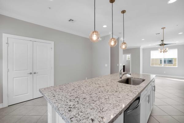 Kingdom Villas, 222 S Federal Hwy #4, Lake Worth Beach, Florida 33460, image 1