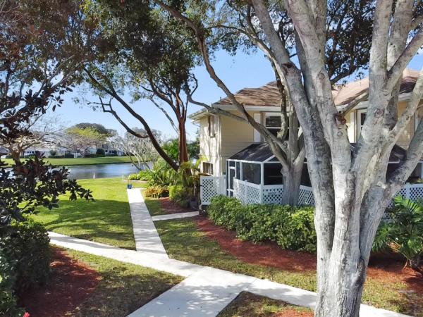 Wellesley At Boynton Beach, 3402 Hayden Ct, Boynton Beach, Florida 33436, image 2