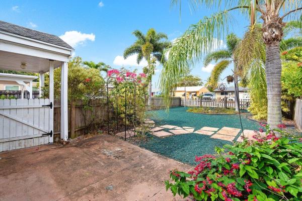 Lake Worth Town, 1228 N E St, Lake Worth Beach, Florida 33460, image 1
