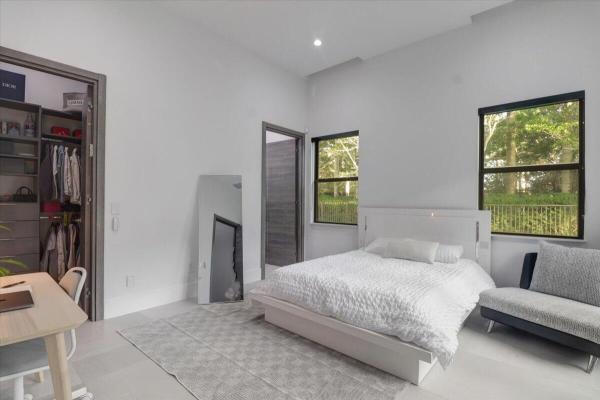 Windmill Reserve, 3310 Lake Ridge Ln, Weston, Florida 33332, image 1