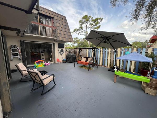 Lake Colony, 4039 Palm Bay Cir #B, West Palm Beach, Florida 33406, image 2