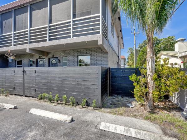 Crossroads, 1831 NE 51st St #E1, Fort Lauderdale, Florida 33308, image 1