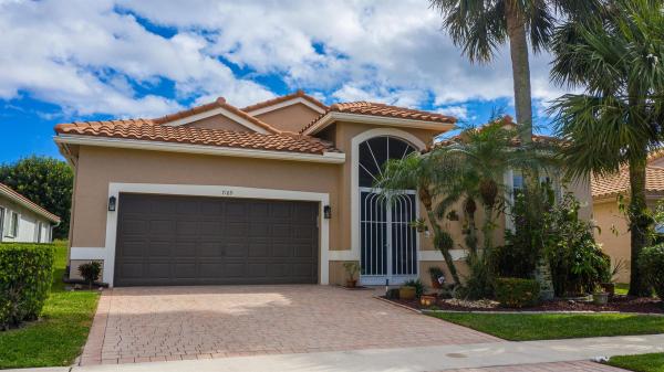 Limoge At The Cascades, 7189 Haviland Cir, Boynton Beach, Florida 33437, image 1