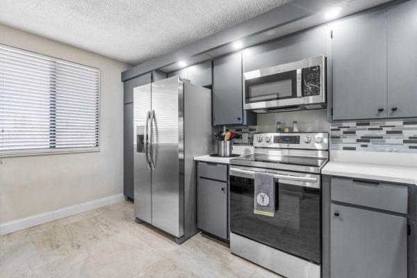 Whitehall Village, 2461 Village Blvd #306, West Palm Beach, Florida 33409, image 2