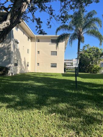 Lake Clarke Gardens, 2682 S Garden Dr S #103, Lake Worth, Florida 33461, image 2