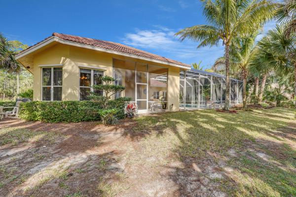 Charleston Oaks, 113 NE Charleston Oaks Dr, Port St. Lucie, Florida 34983, image 3