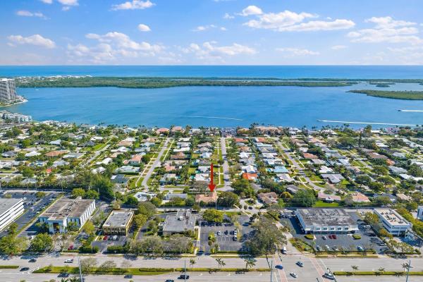 Yacht Club, 801 Easterly Rd, North Palm Beach, Florida 33408, image 1