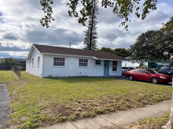 Roosevelt Estates, 1448 8th St, West Palm Beach, Florida 33401, image 1