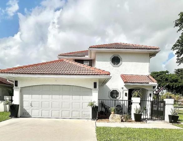 Starlight Cove, 595 NW 39th Ave, Deerfield Beach, Florida 33442, image 1