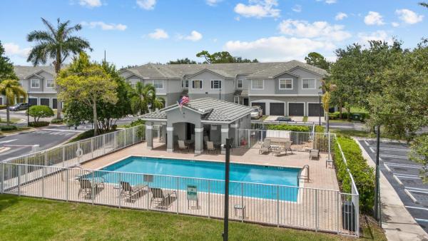 3010 Grandiflora Dr, Greenacres, Florida 33467, image 2