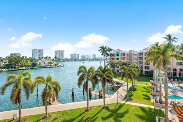 Mizner Court, 120 SE 5th Ave #432, Boca Raton, Florida 33432, image 2