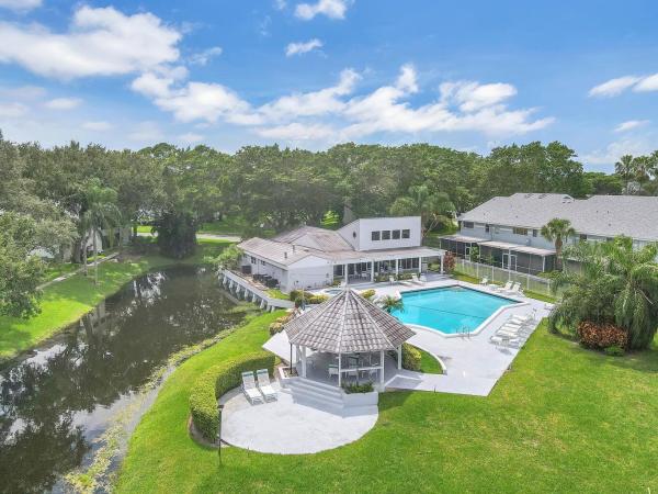 Lakes Of Woodhaven, 6101 Old Court Rd #239, Boca Raton, Florida 33433, image 1