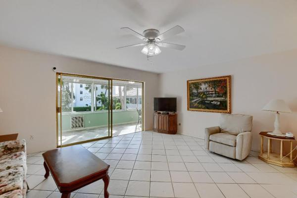 Boca Granada Centro, 2601 S Ocean Blvd #10, Boca Raton, Florida 33432, image 2