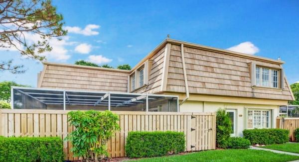 Winchester Courts, 11707 Ficus St #D, Palm Beach Gardens, Florida 33410, image 1