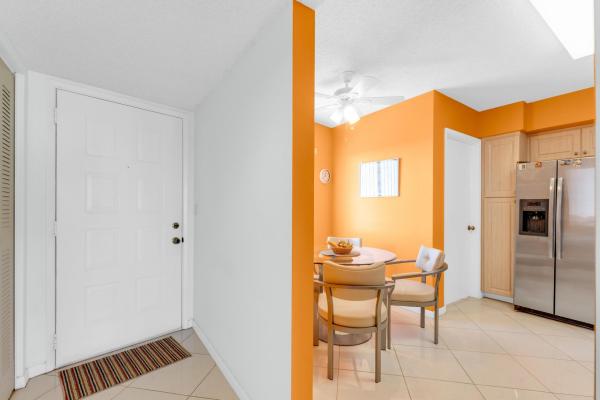 Huntington Towers, 7380 S Oriole Blvd #805, Delray Beach, Florida 33446, image 1